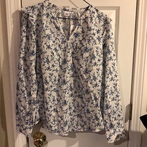 GAP White with Blue floral blouse